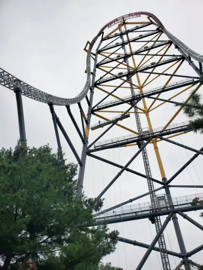 Cedar Point's Top Thrill 2 rollercoaster Swing Stage